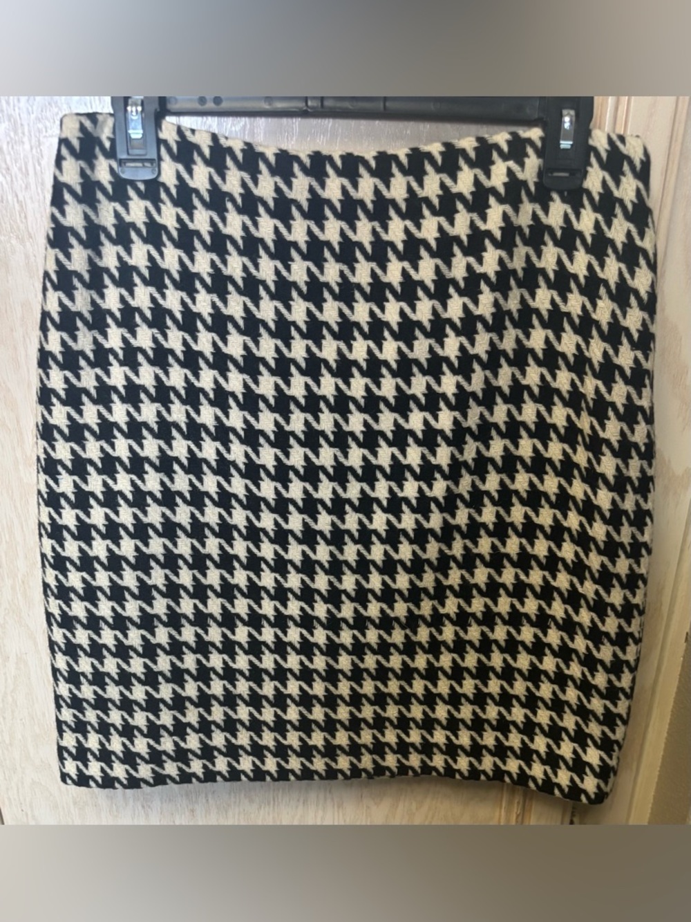 Ann Taylor LOFT Skirt Womens 12P Cream Black Houndstooth Tweed Wool Blend Lined